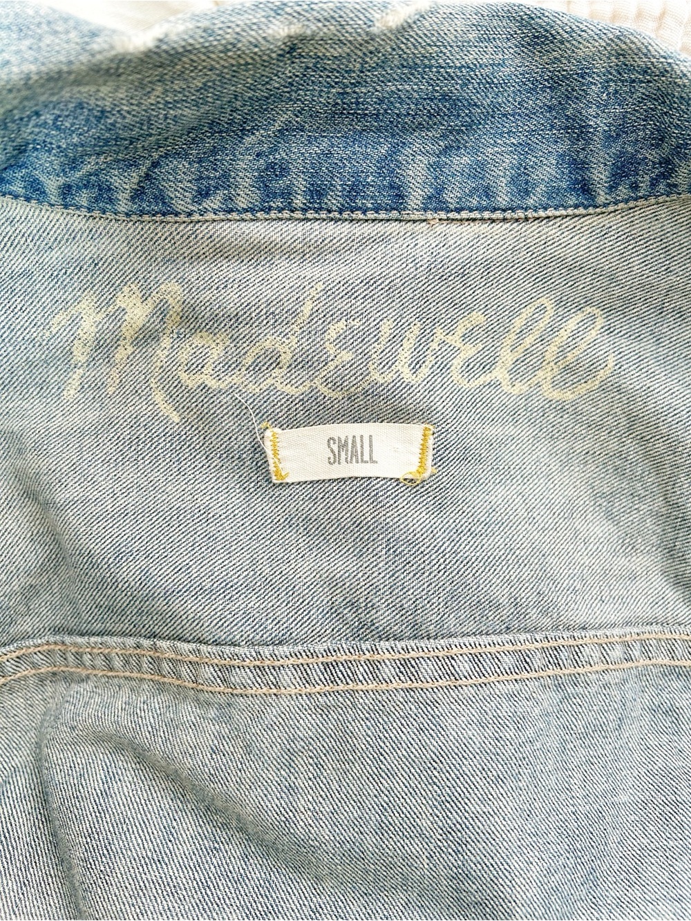 Madewell Light Blue Washed Denim Jacket - Picture 3 of 9